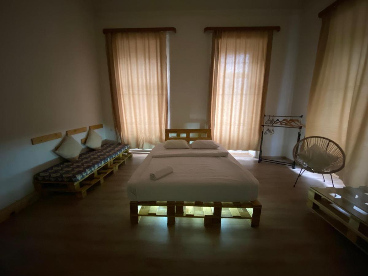 Downtown Room Τυφλίδα Εξωτερικό φωτογραφία